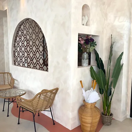 Sweett - Maison Blanche Apartament *