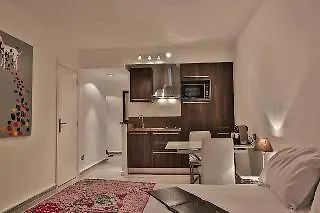 Sweett - Maison Blanche Apartment *