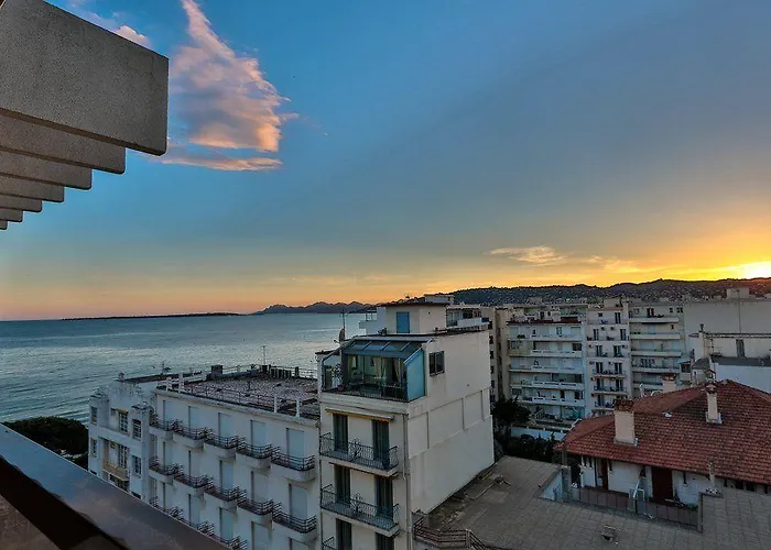 Sweett - Maison Blanche 胡安莱潘